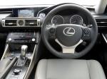 Lexus IS300h 2013 года (UK)